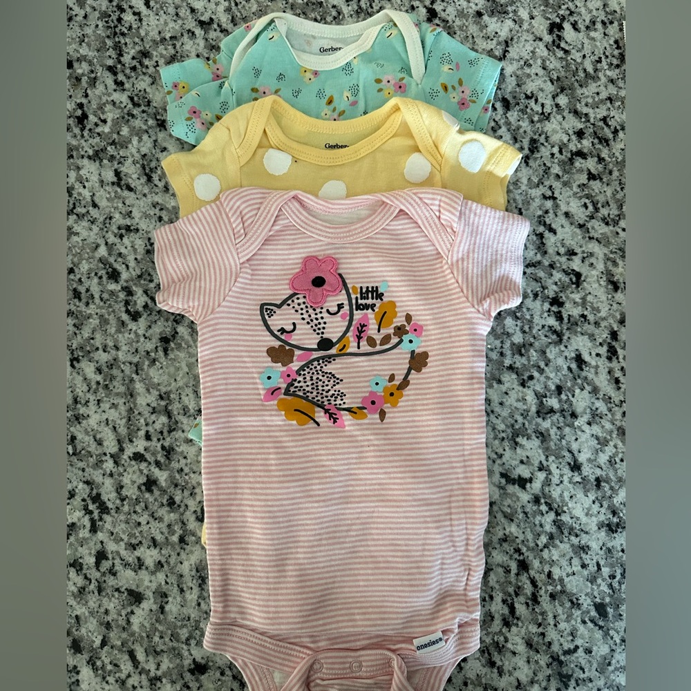 3-6 Mos Gerber Baby 3-Pack Onesies